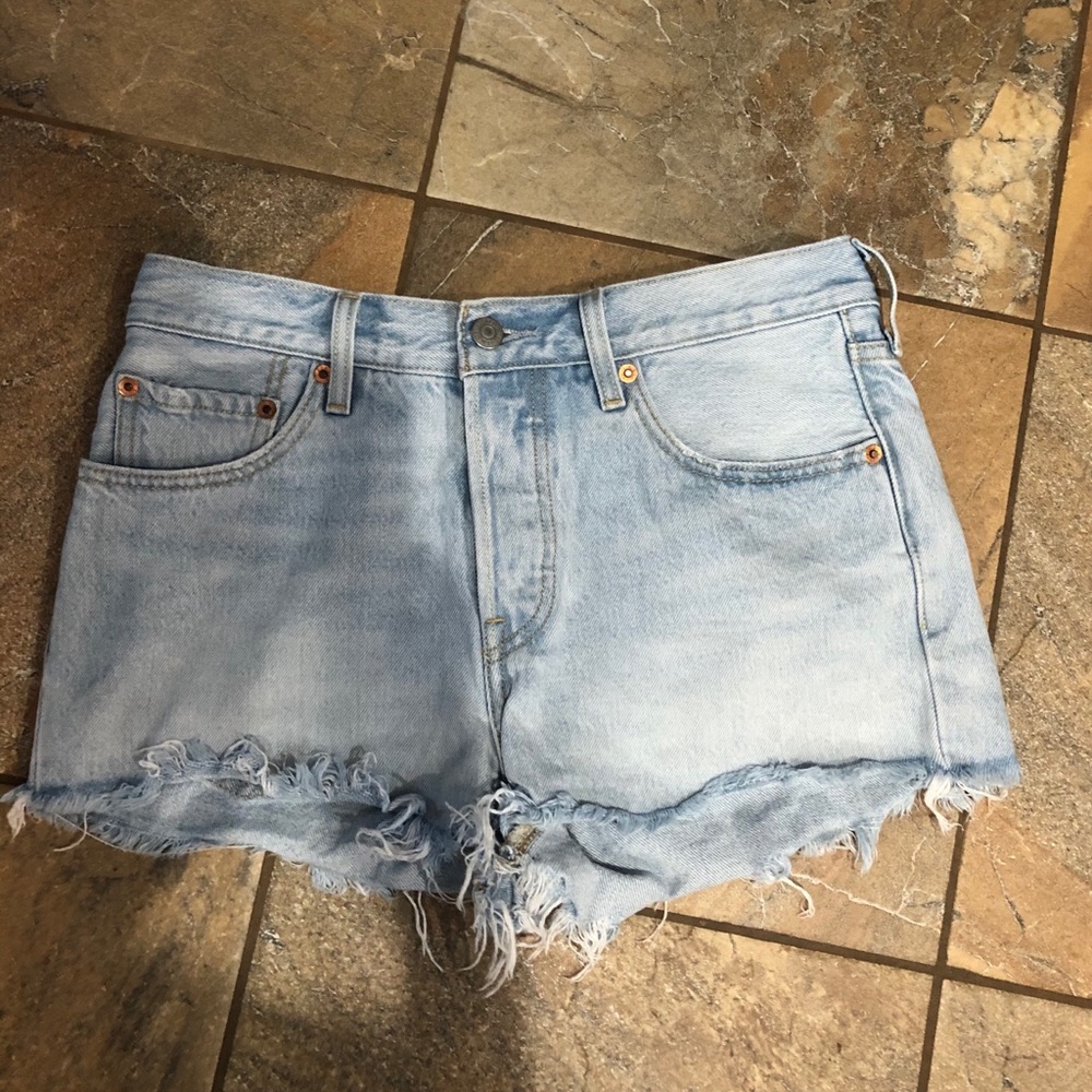 Levi denim shorts!